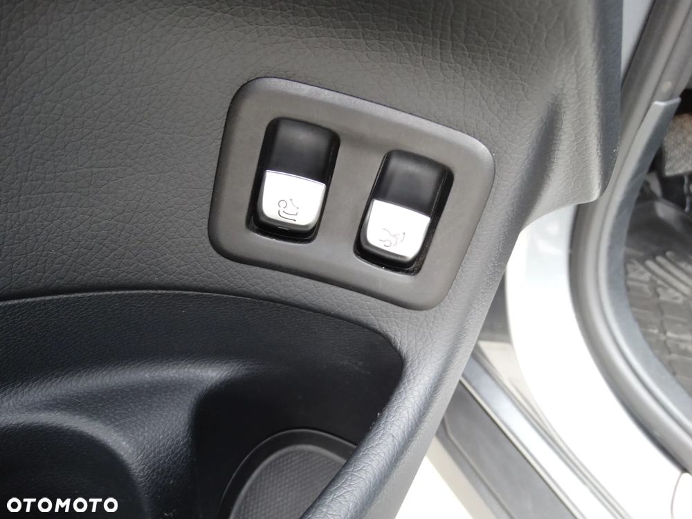 Mercedes-Benz GLC - 19