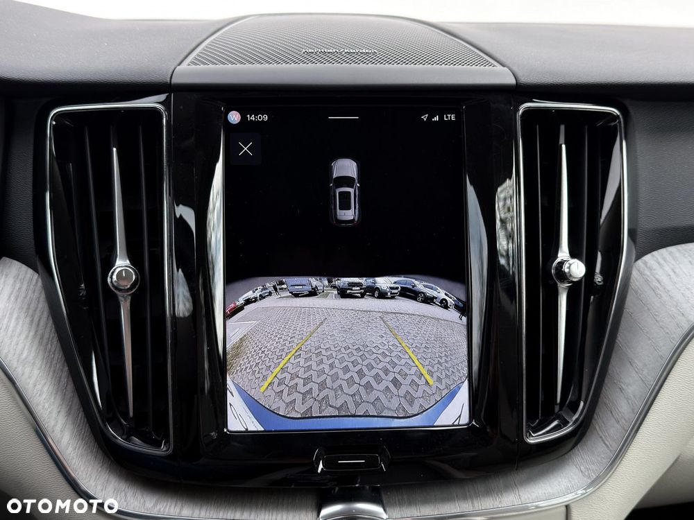 Volvo XC 60 - 29