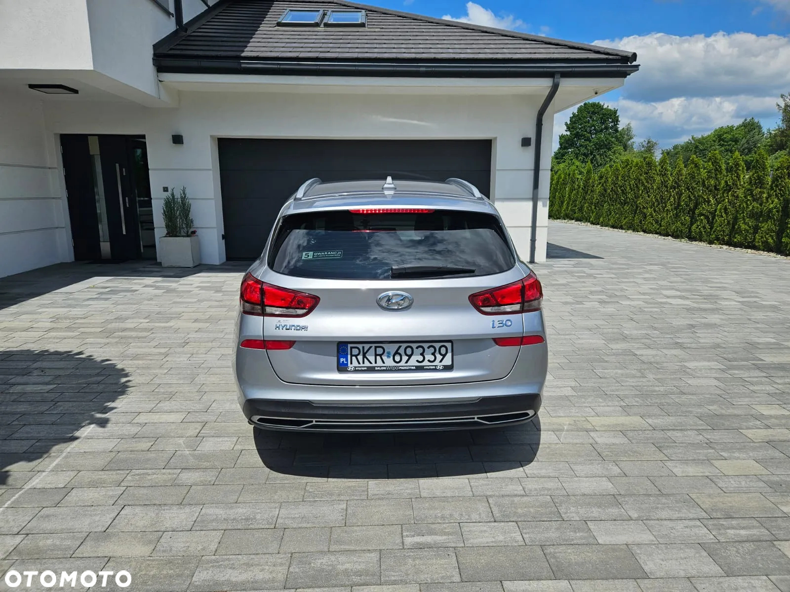 Hyundai i30 1.6 D Classic + - 4