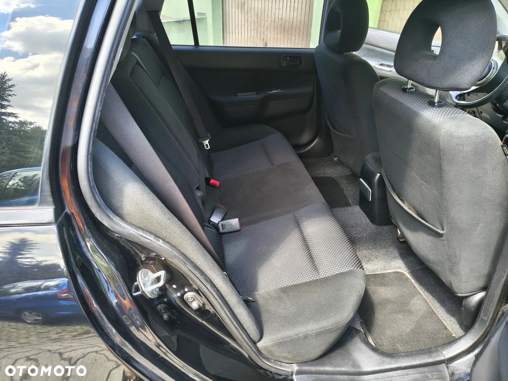 Mitsubishi Lancer 1.6 Invite - 10