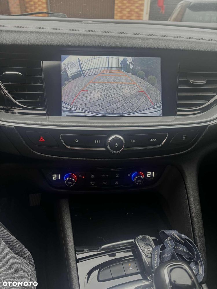 Opel Insignia 2.0 - 10