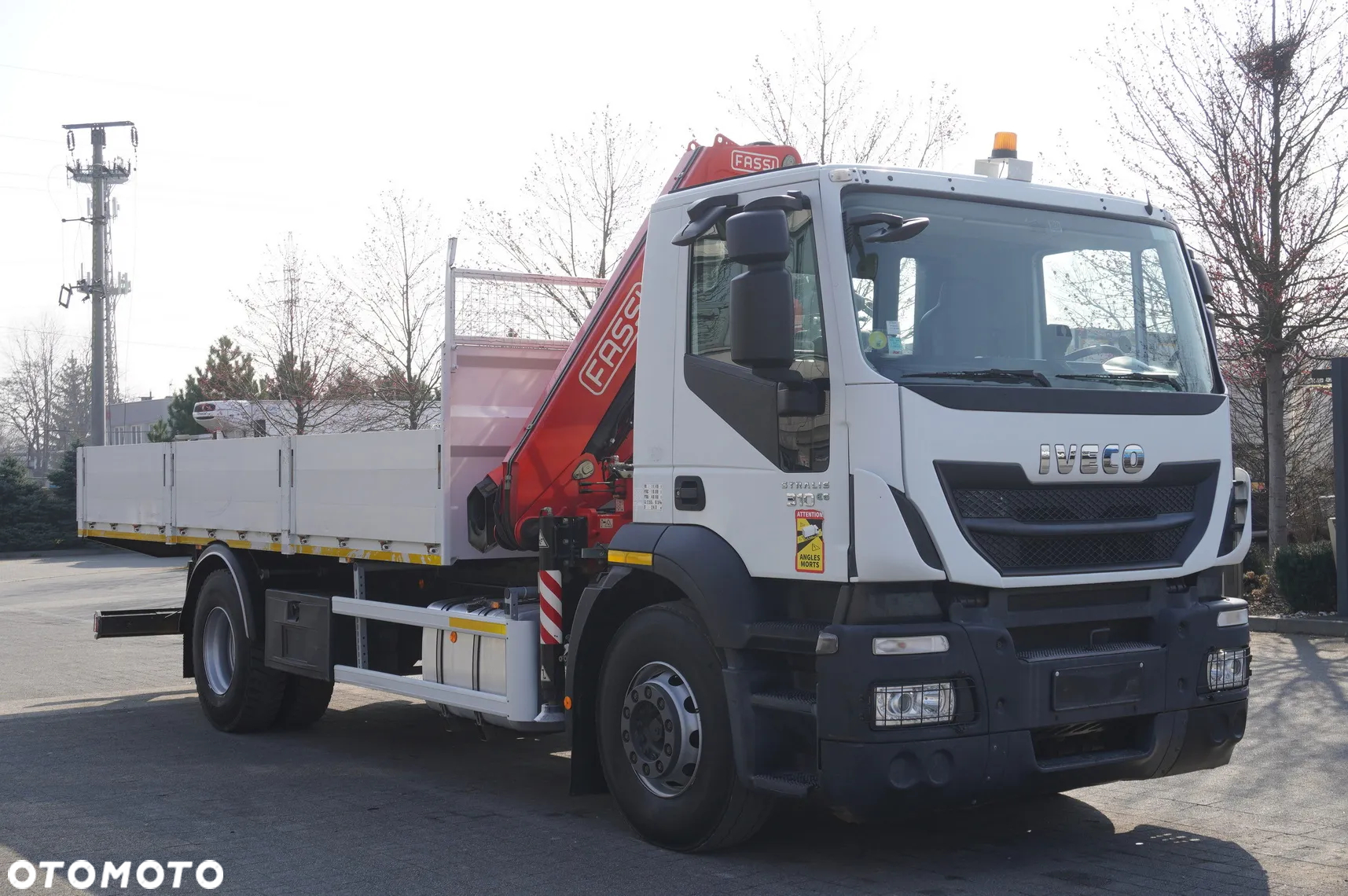 Iveco Stralis 310 E6 / HDS Fassi 155 6.2 t / 250 tys. km - 14