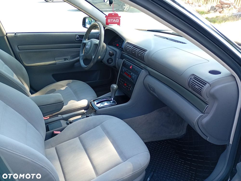 Audi A4 Avant - 9