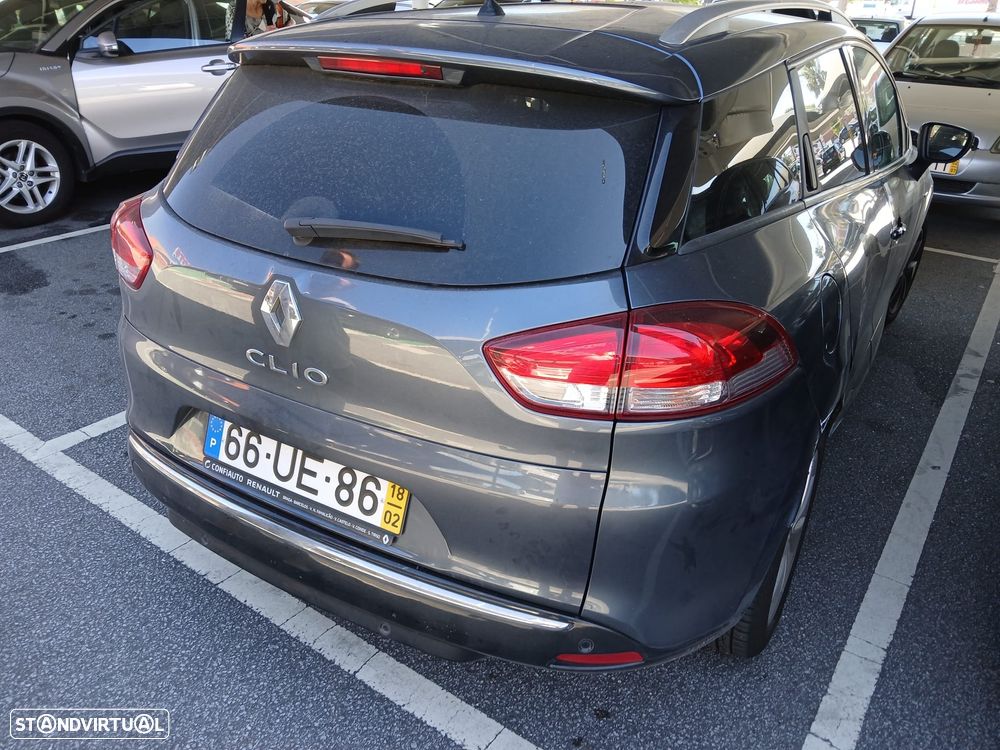 Renault Clio Sport Tourer - 9