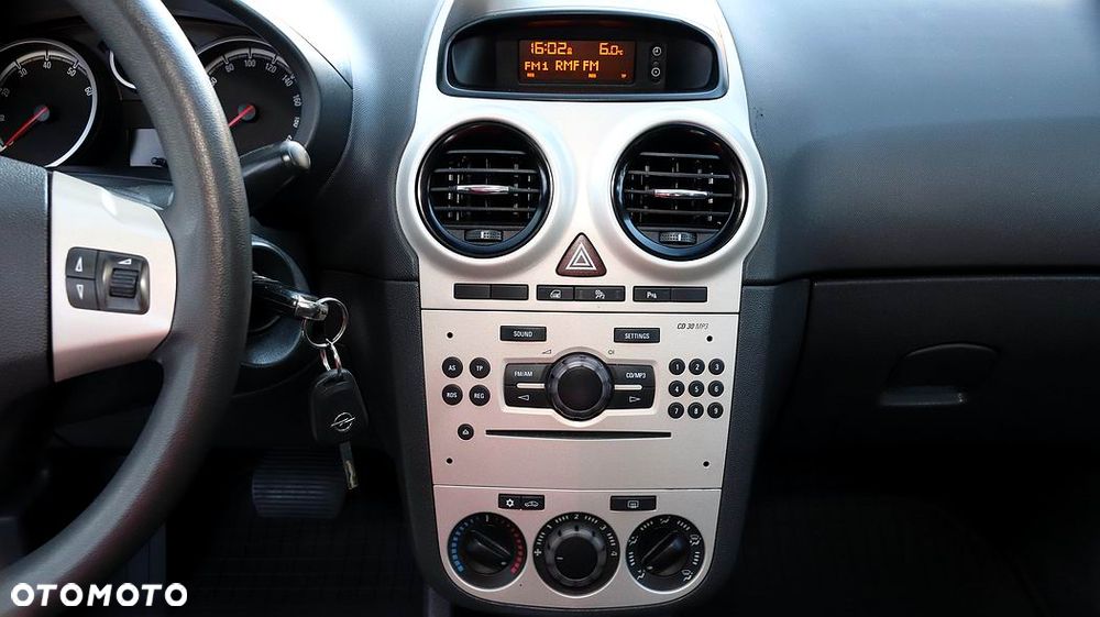Opel Corsa - 33