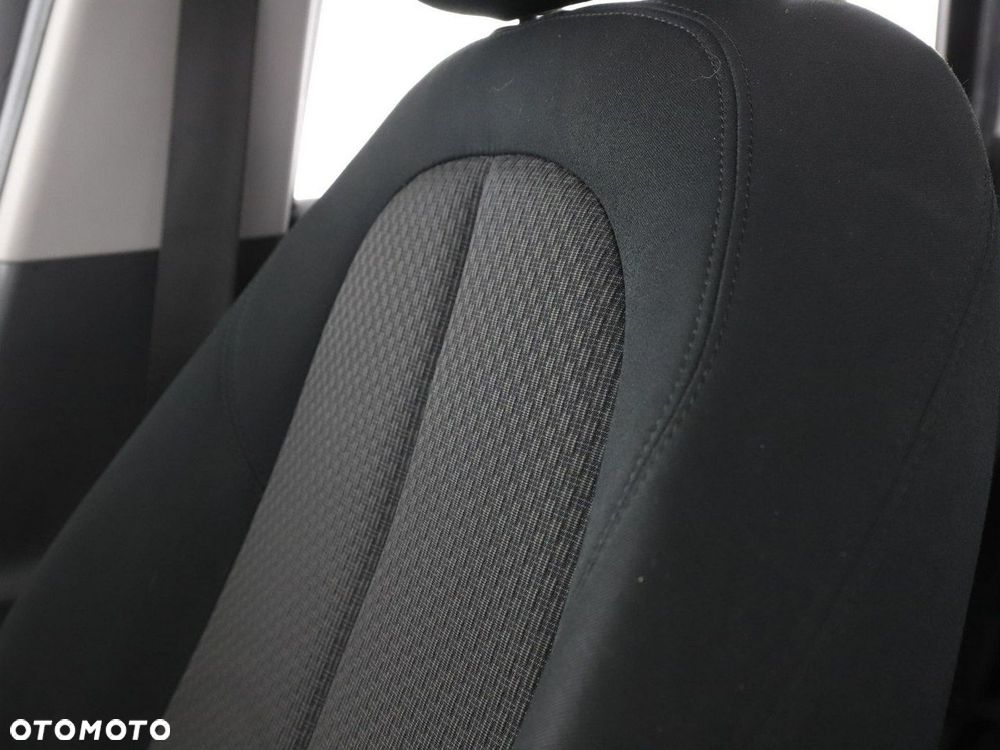 BMW X1 sDrive18d Advantage - 32