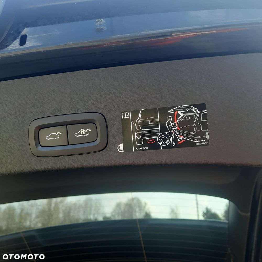 Volvo XC 40 D3 RDesign - 13