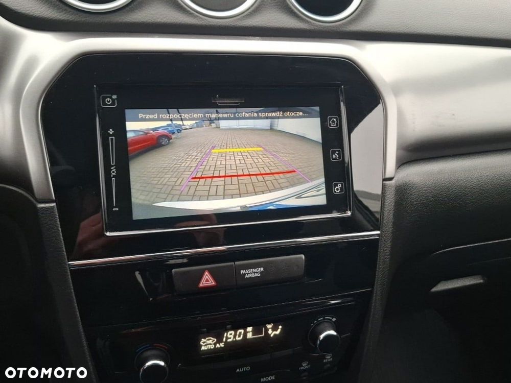 Suzuki Vitara 1.4 Boosterjet Premium 2WD - 24