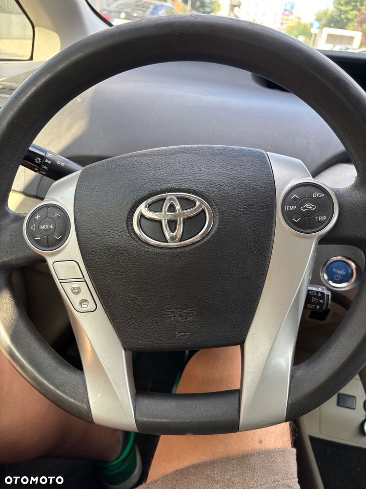 Toyota Prius 1.8 Hybrid Premium - 22