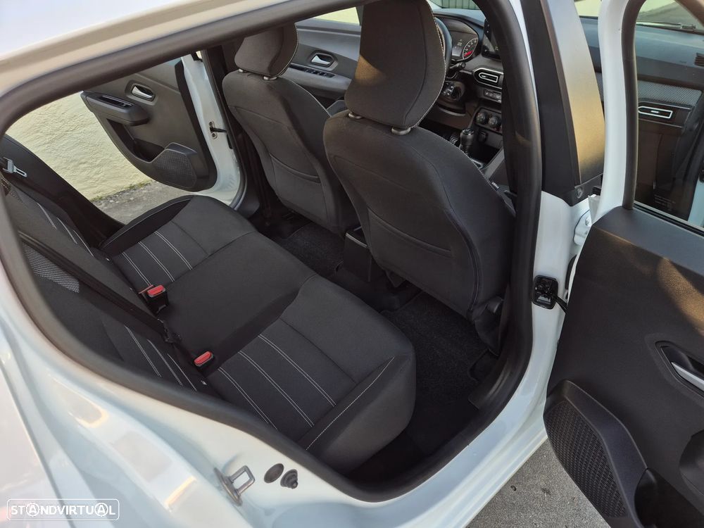 Dacia Sandero - 7