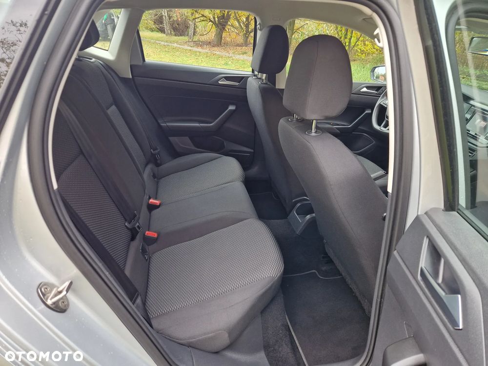 Volkswagen Polo - 10