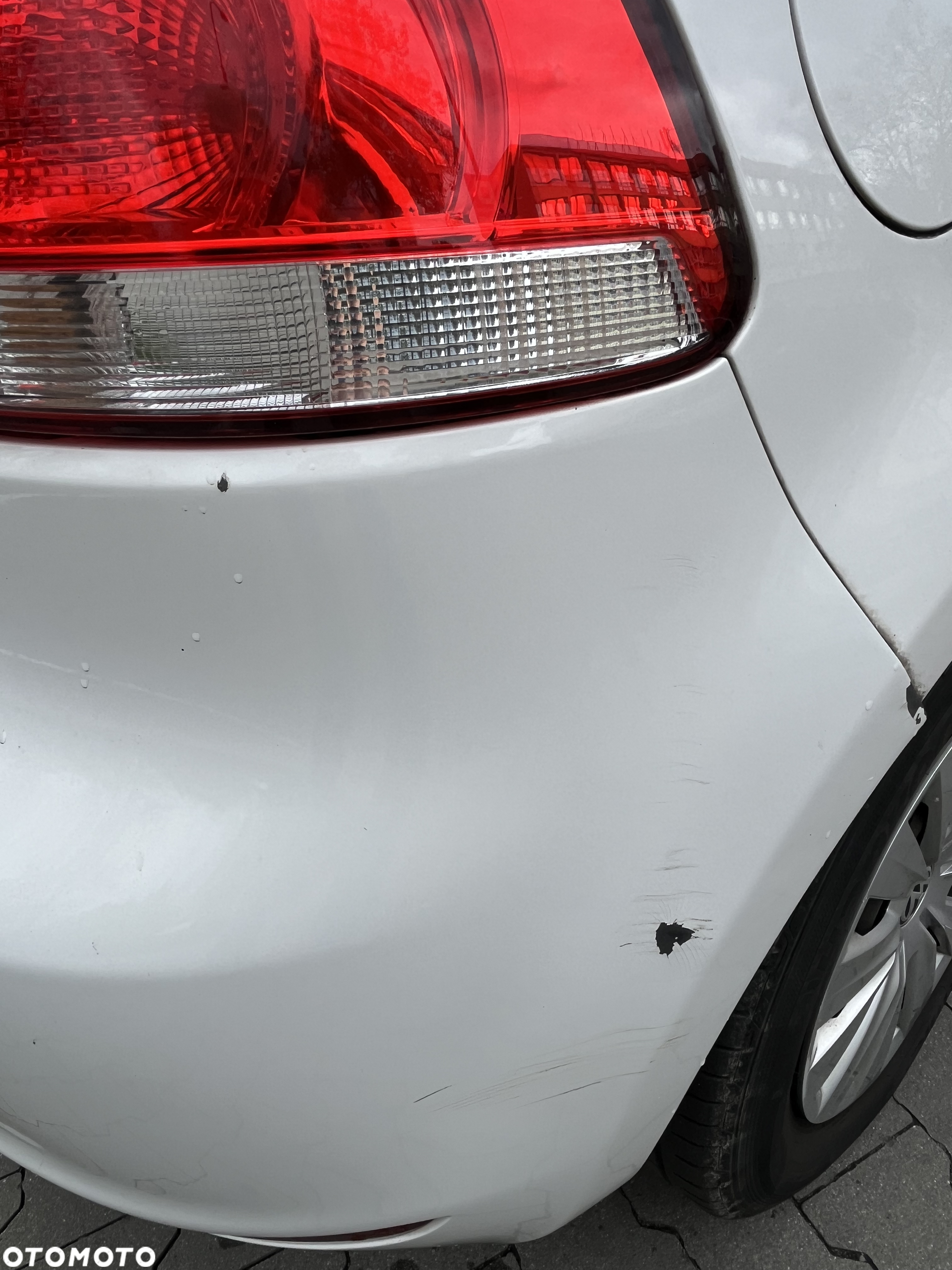 Volkswagen Golf - 6