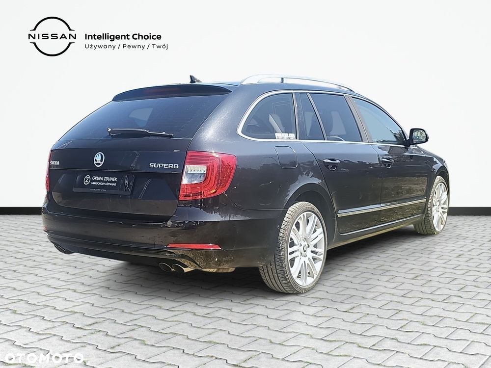 Skoda Superb 2.0 TSI Elegance DSG - 5