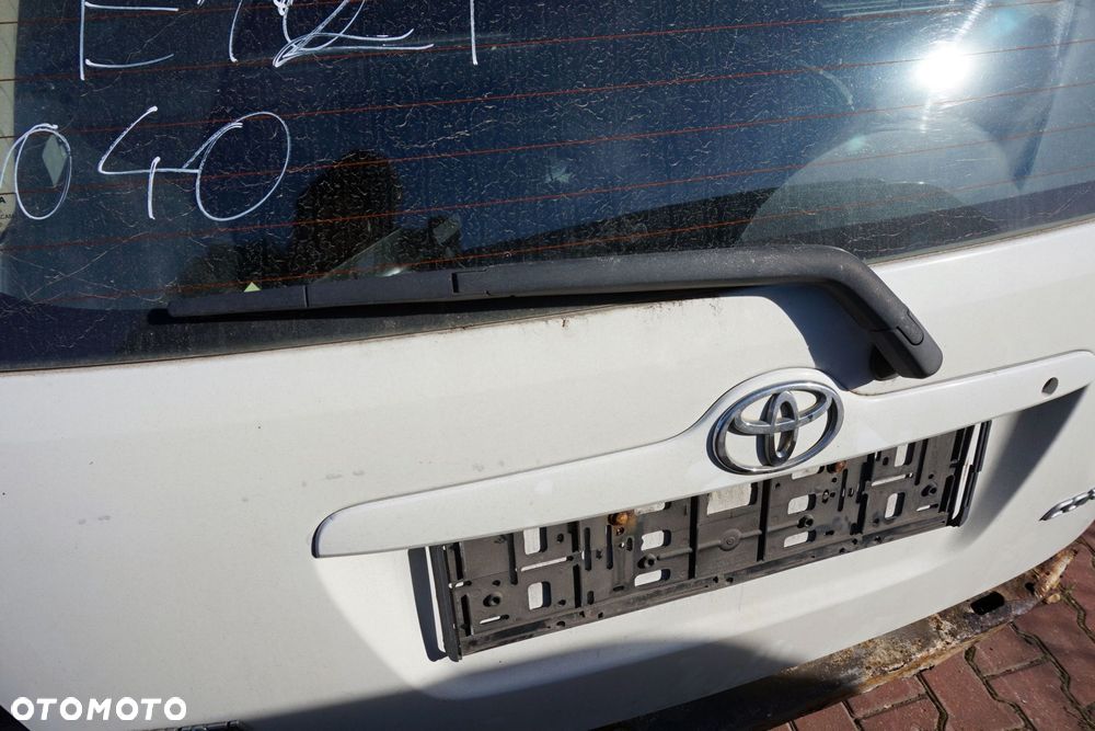 SILNICZEK WYCIERACZKI TYŁ COROLLA E12 LIFT KOMBI 8513013120 TOYOTA 2004-2007 - 1