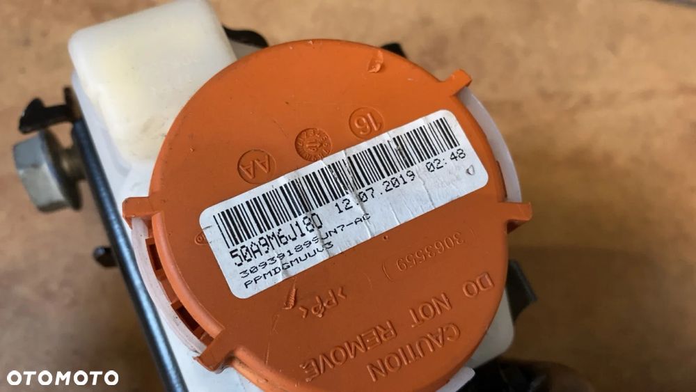NISSAN QASHQAI J11 PAS BEZPIECZEŃSTWA PRAWY PRZÓD 067642 - 7
