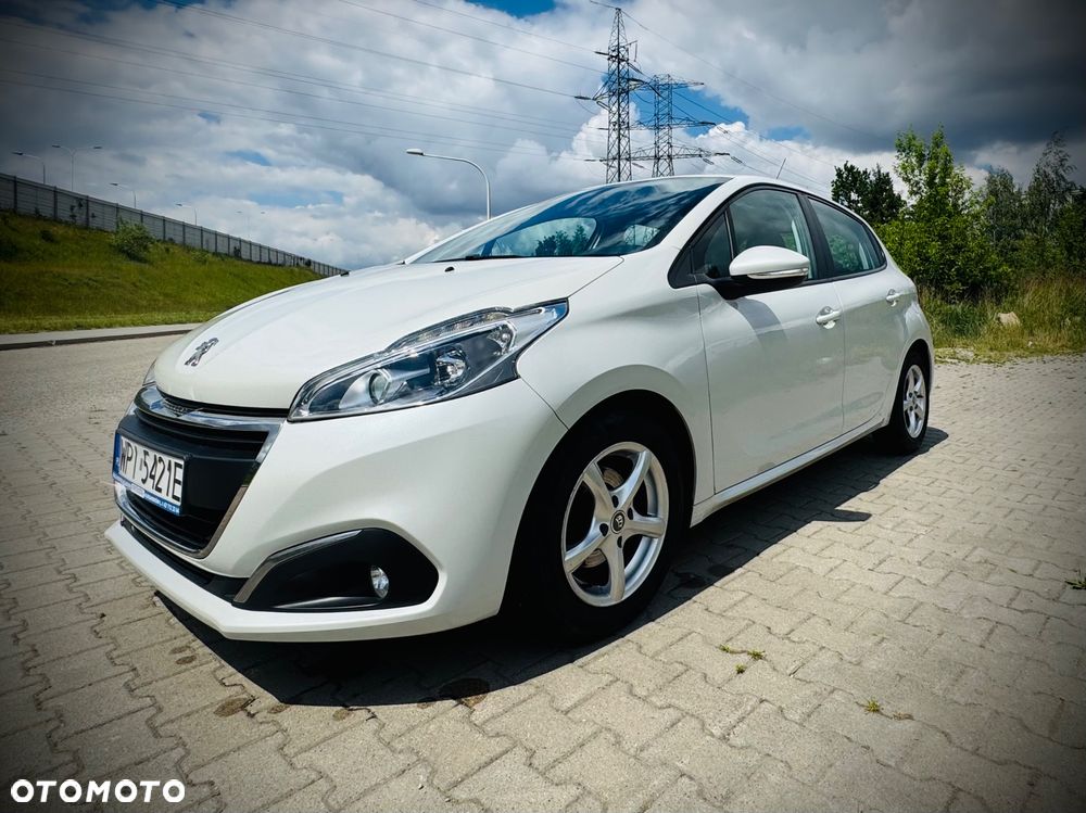 Peugeot 208 - 2