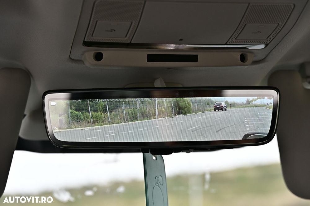 Land Rover Defender 110 3.0 D250 MHEV - 17