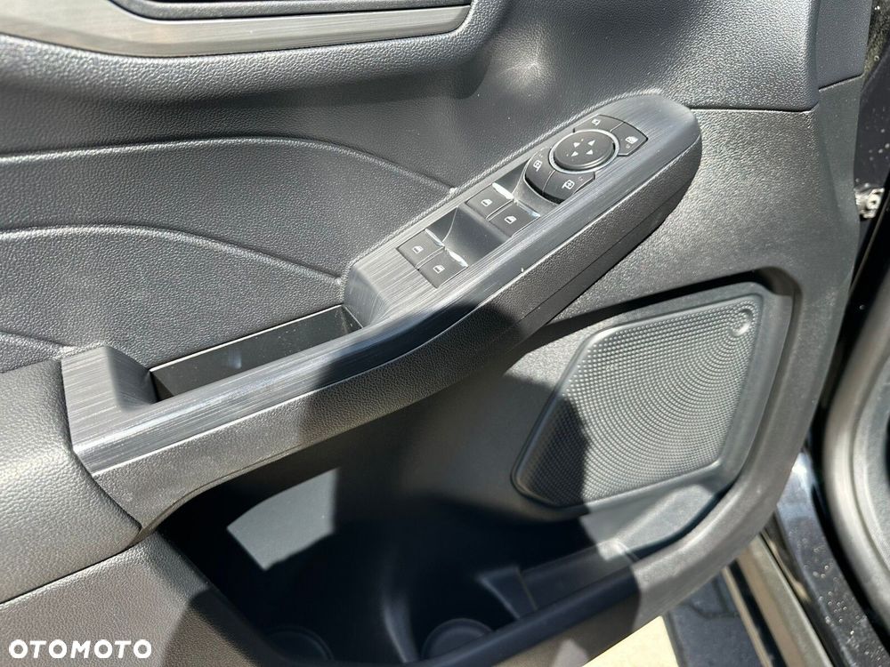 Ford Kuga - 17
