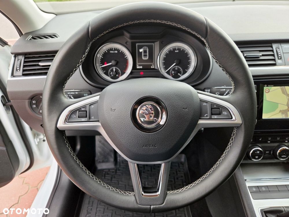 Skoda Octavia 1.4 TSI Edition - 22