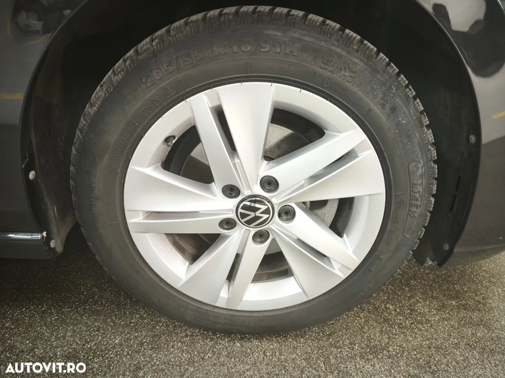 Volkswagen Golf 1.0 TSI Trendline - 24