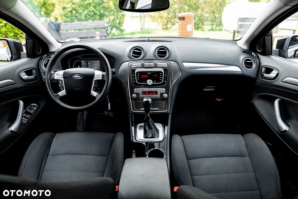 Ford Mondeo 2.3 Trend - 26