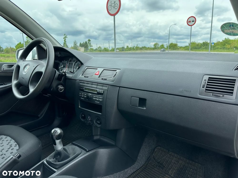 Skoda Fabia - 15