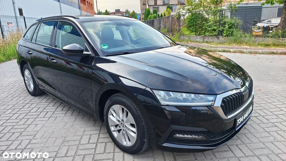 Skoda Octavia 2.0 TDI DSG Sportline - 1