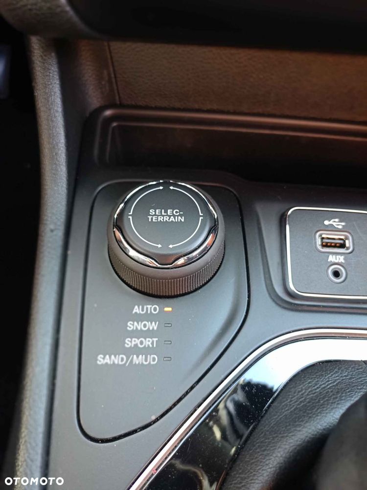 Jeep Cherokee 3.2 V6 Pentastar Active Drive I Automatik Limited - 17