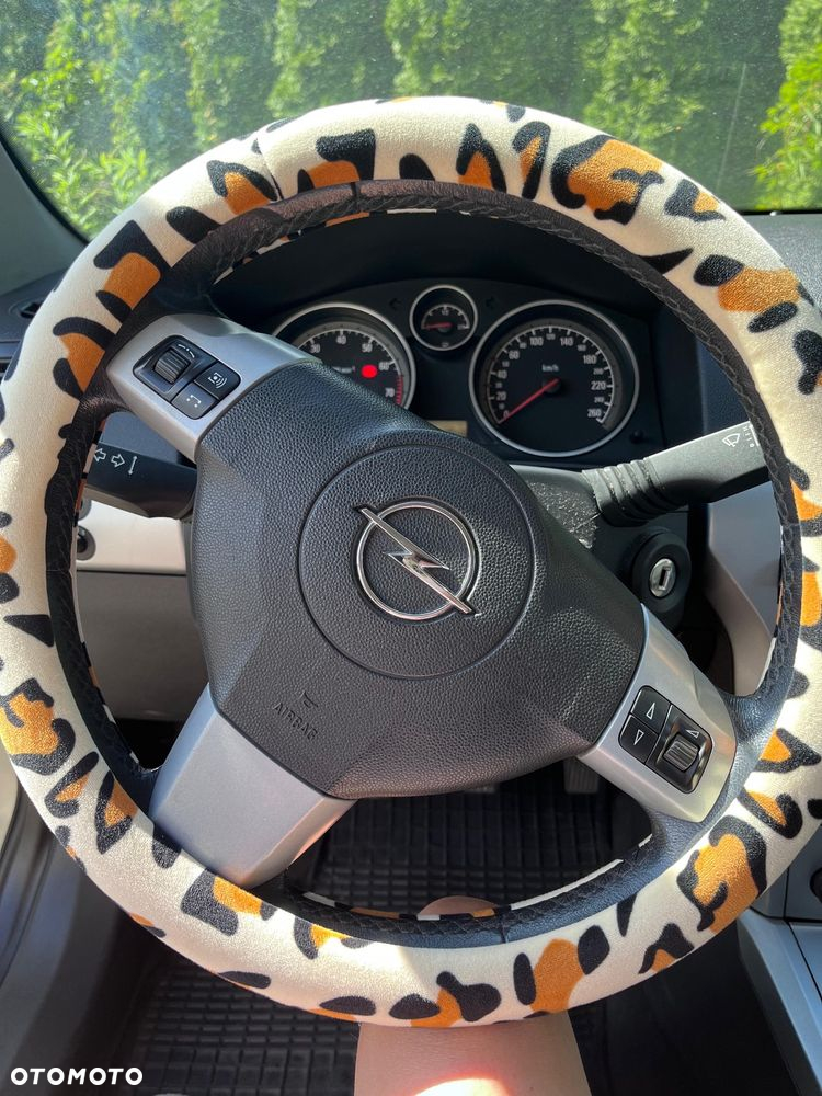 Opel Astra III 1.6 - 10