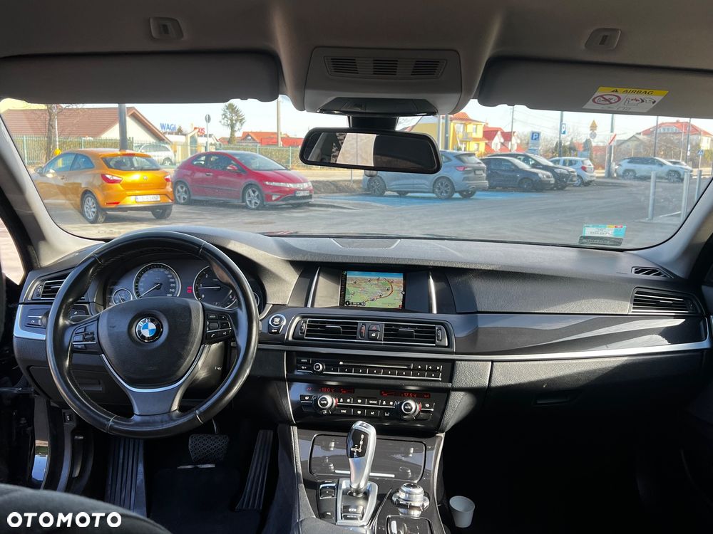 BMW Seria 5 - 11