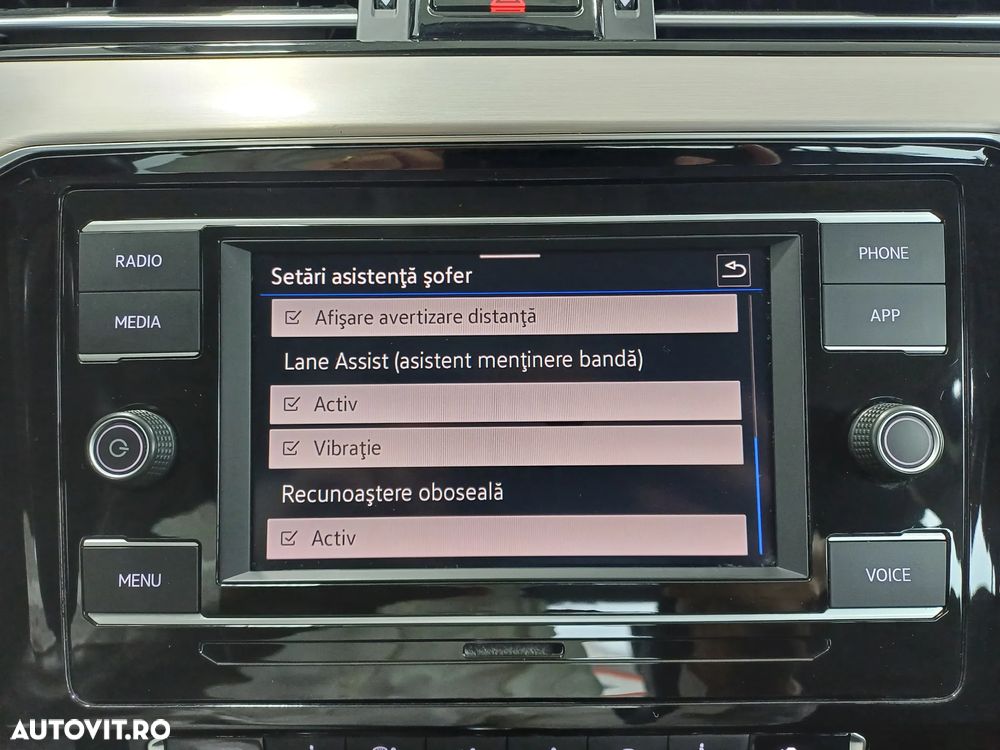 Volkswagen Passat 2.0 TDI DSG Highline - 18