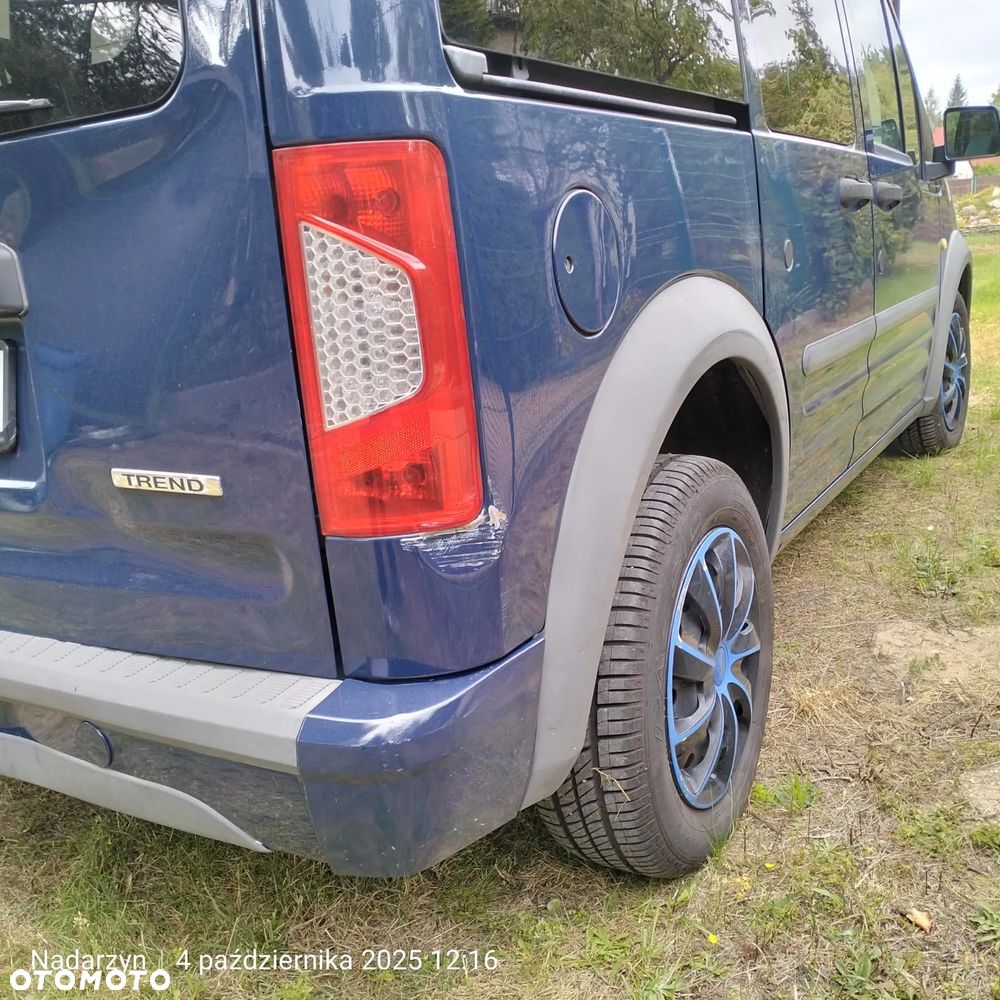 Ford Transit Connect - 9