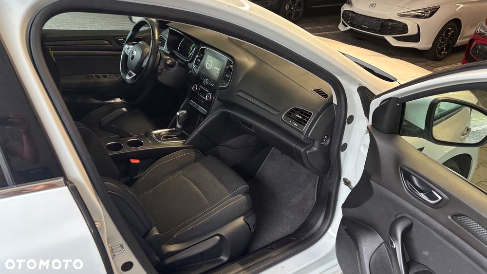 Renault Megane 1.5 dCi Intens EDC - 6