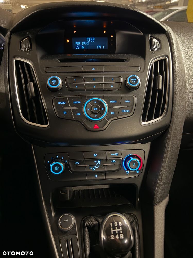 Ford Focus - 23