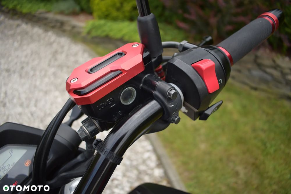 Honda CB - 23