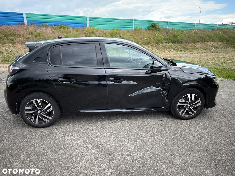 Peugeot 208 - 6