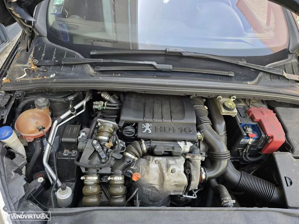 Peugeot 308 1.6 HDi Sport - 19