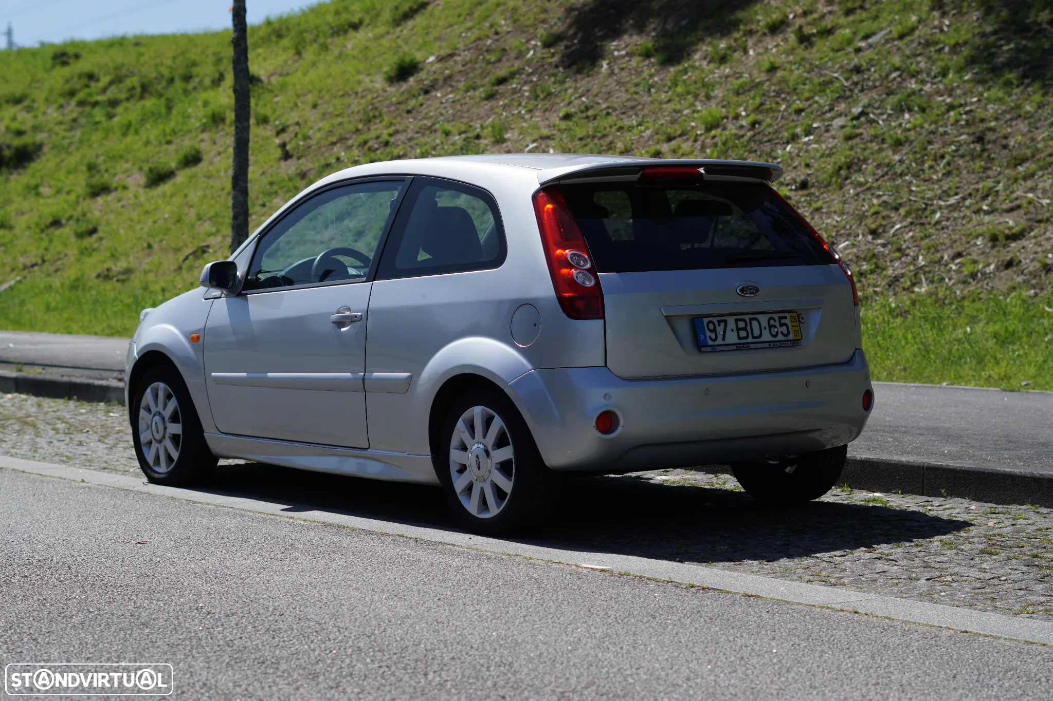 Ford Fiesta - 5