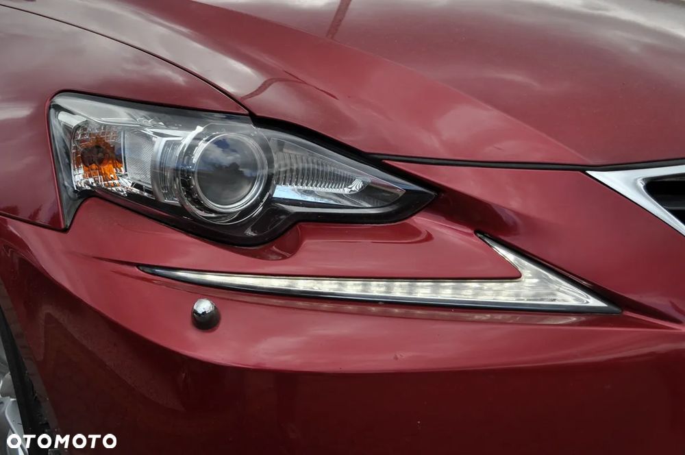 Lexus IS 200t Prestige - 7