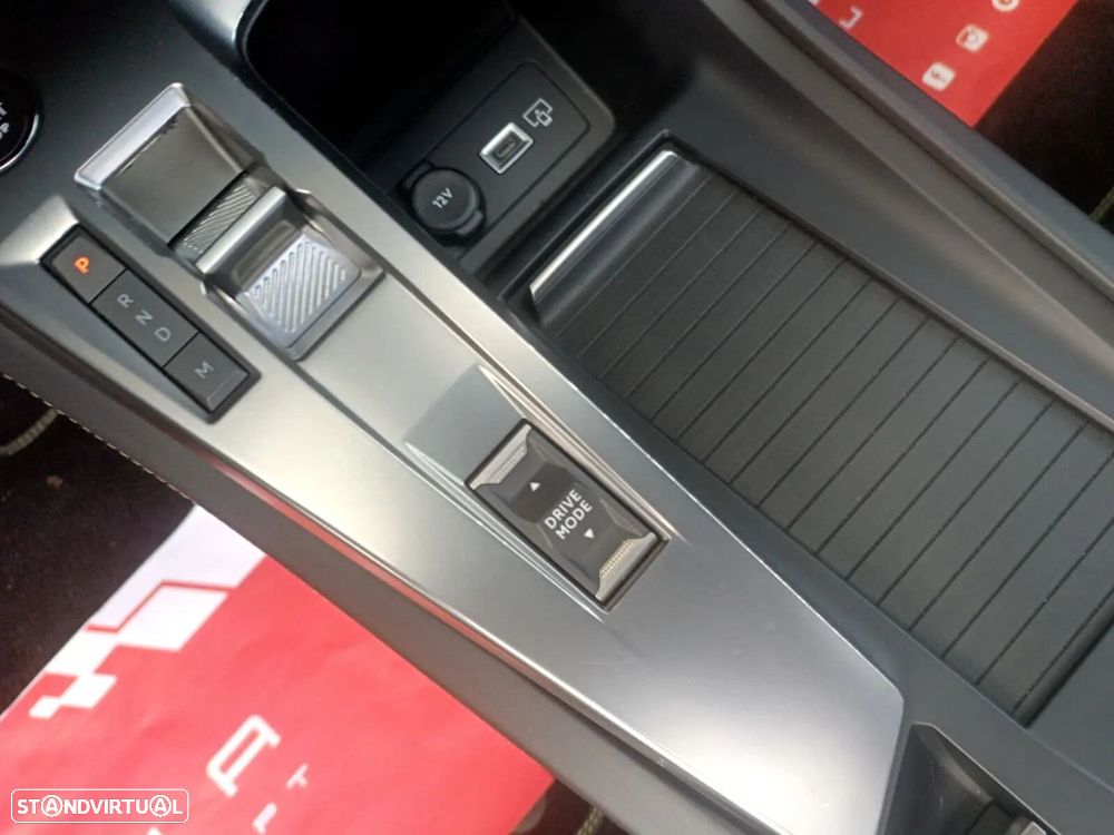 Peugeot 308 1.2 PureTech GT Pack EAT8 - 8