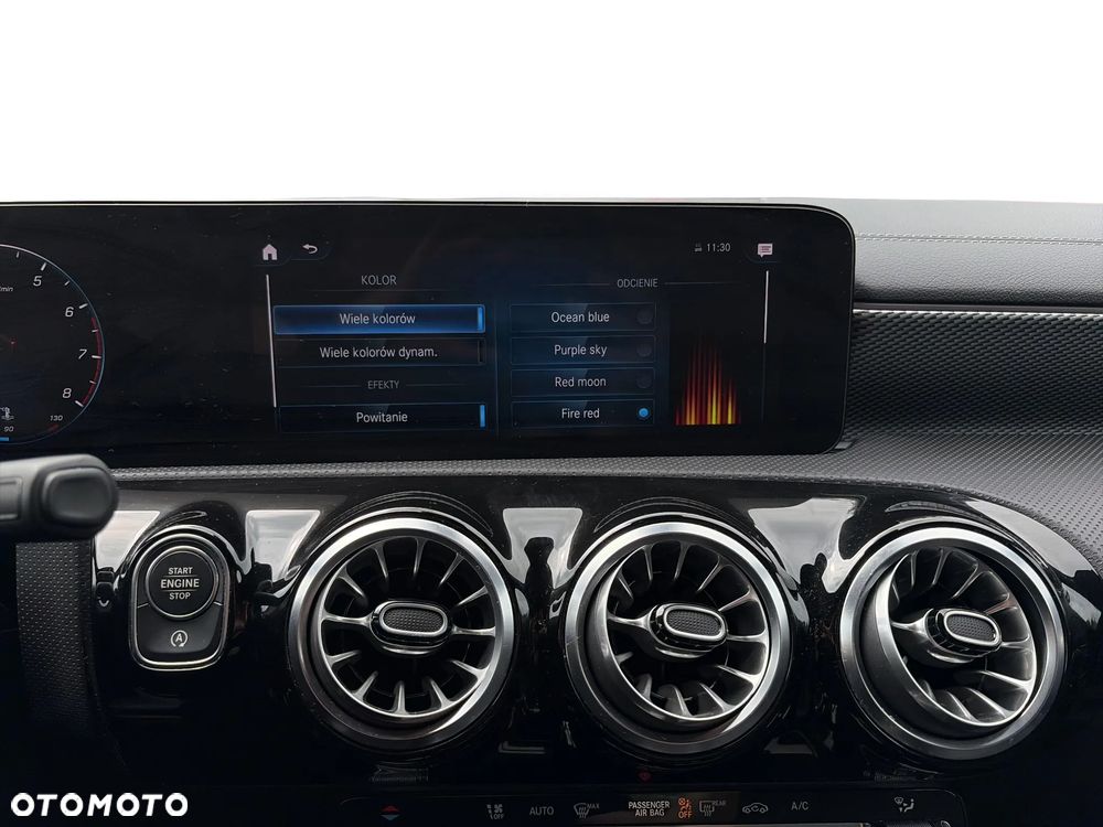 Mercedes-Benz CLA 200 Progressive 7G-DCT - 28