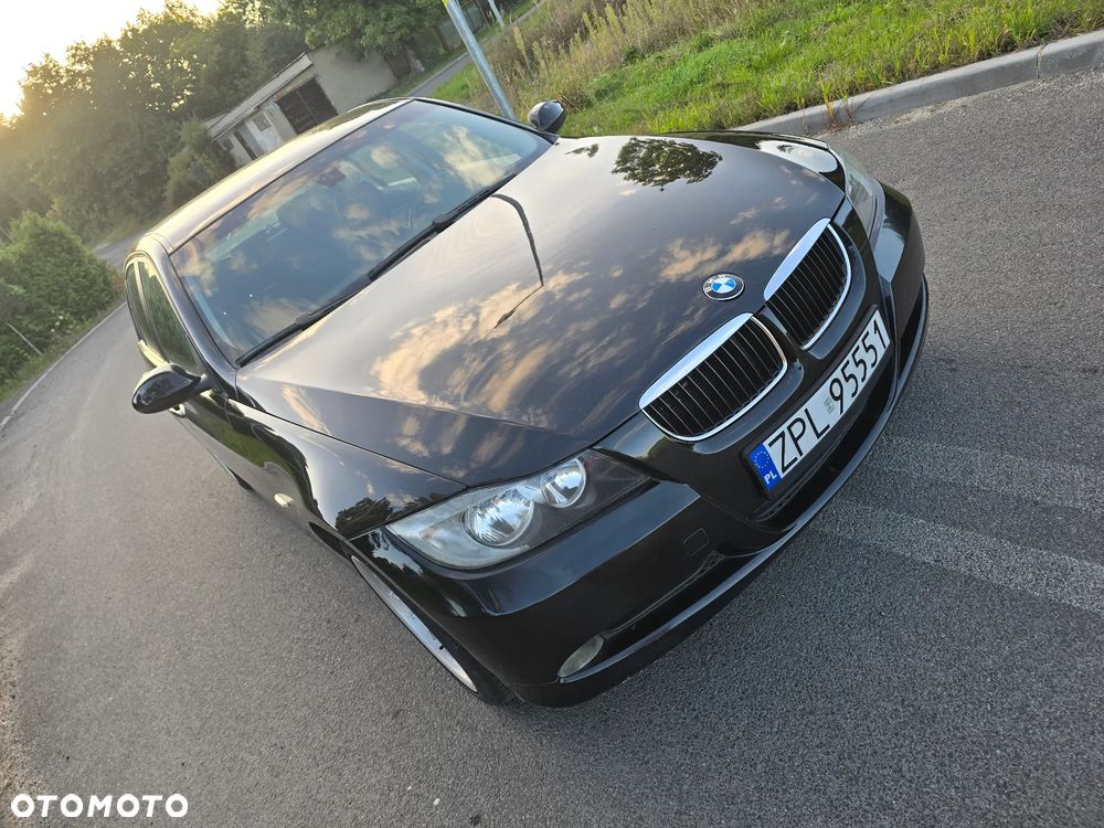 BMW Seria 3 320i - 14
