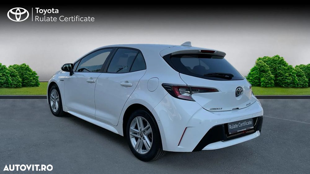 Toyota Corolla 1.8 HSD Dynamic - 6