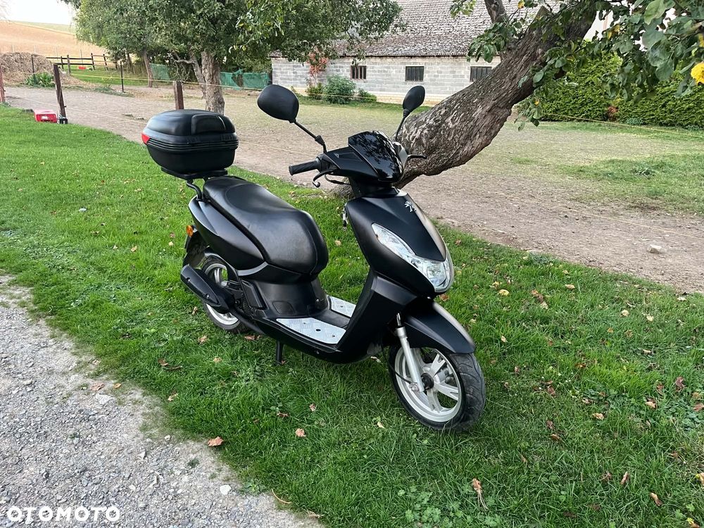 Peugeot Kisbee - 2