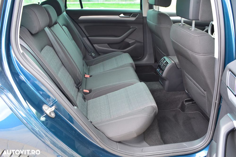 Volkswagen Passat Variant 2.0 TDI Comfortline - 12