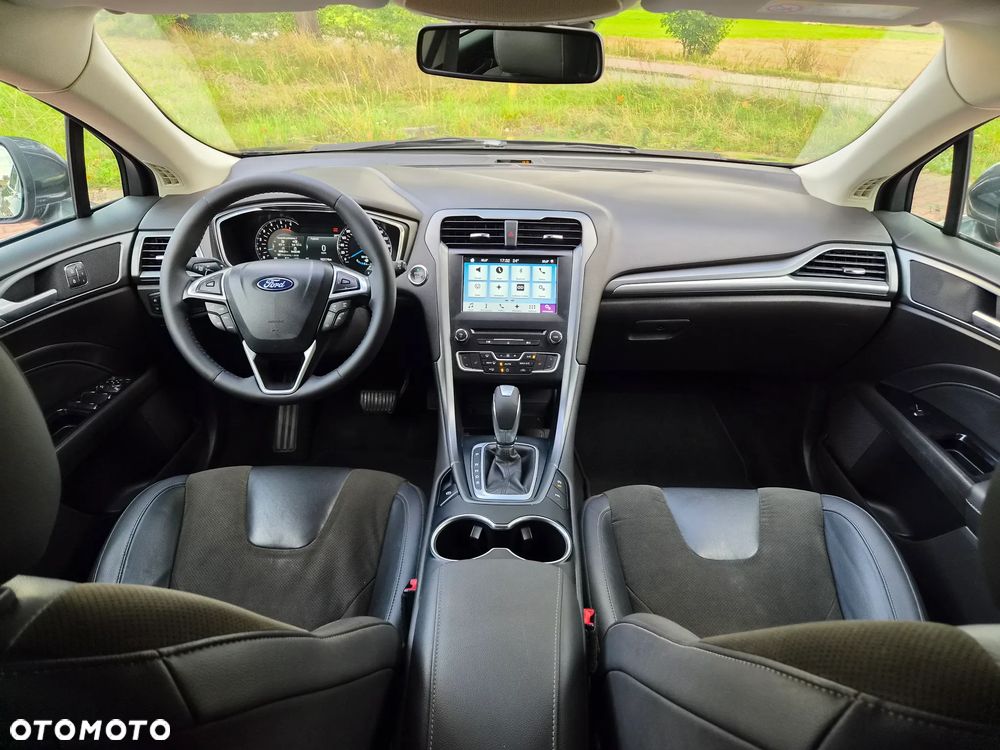 Ford Mondeo 2.0 TDCi Titanium PowerShift - 6