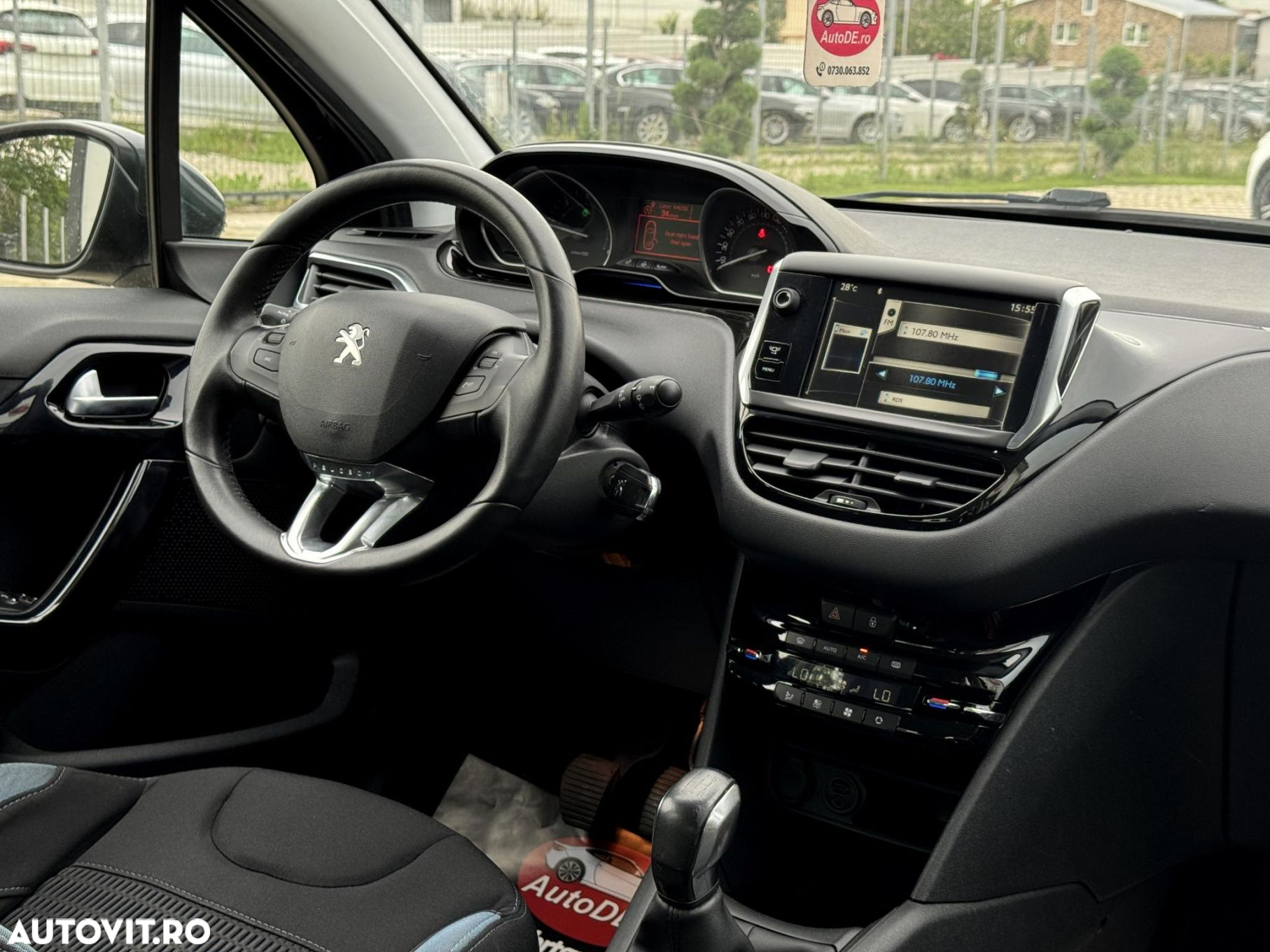 Peugeot 208 - 7