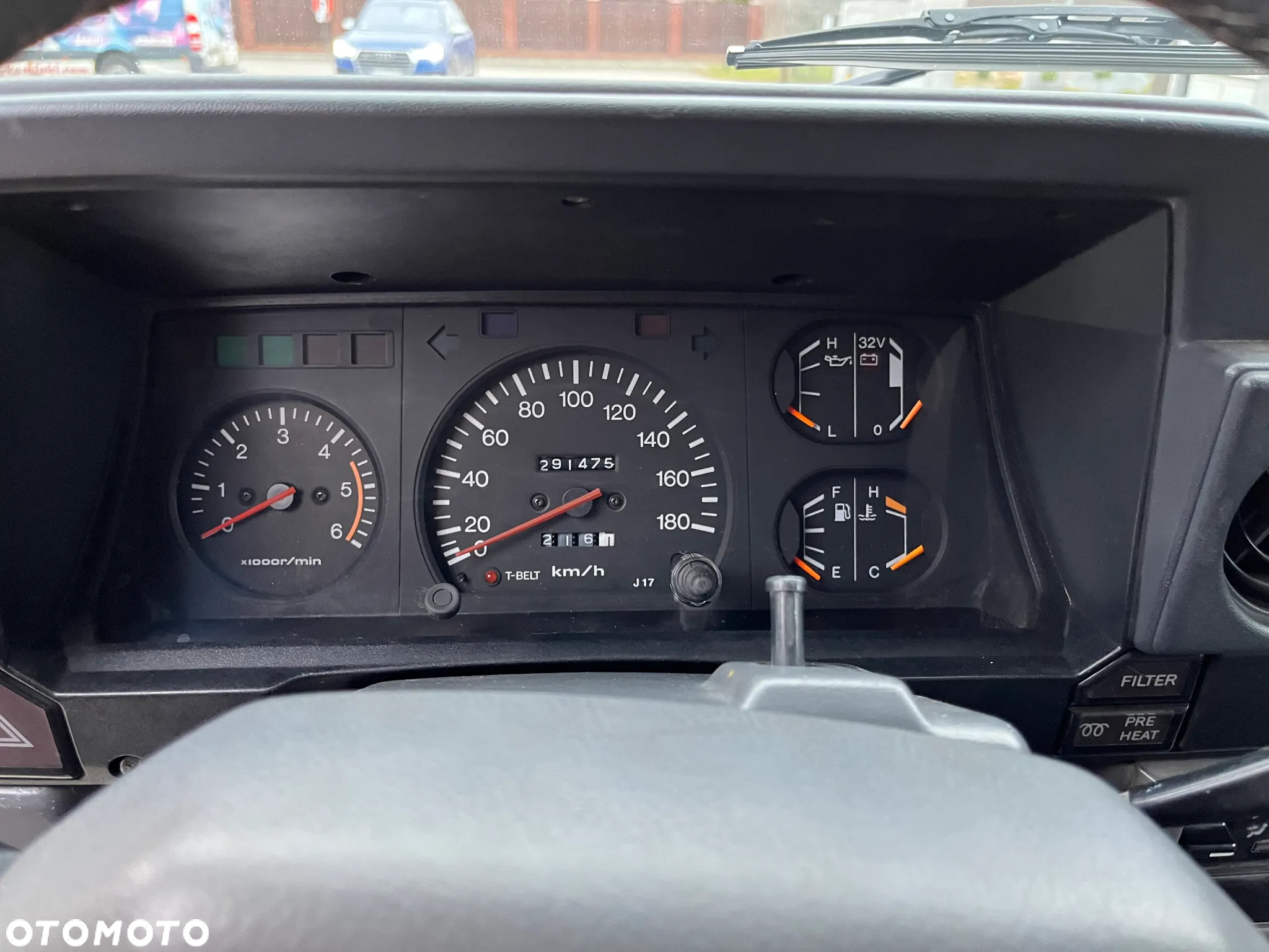 Toyota Land Cruiser HT LX - 24
