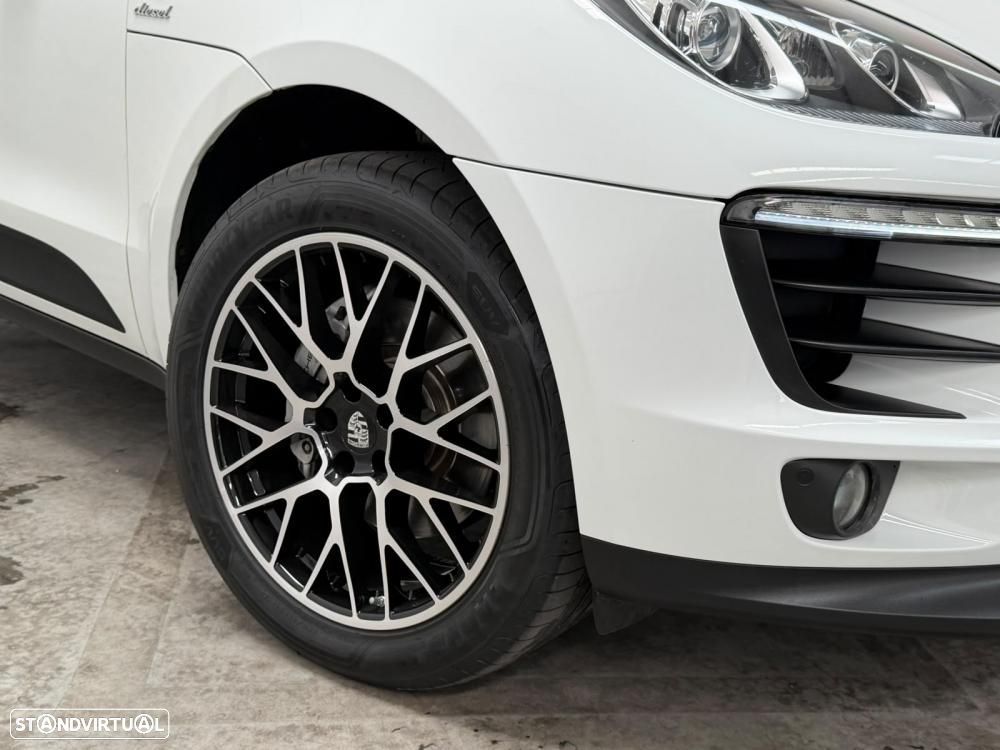 Porsche Macan S - 14