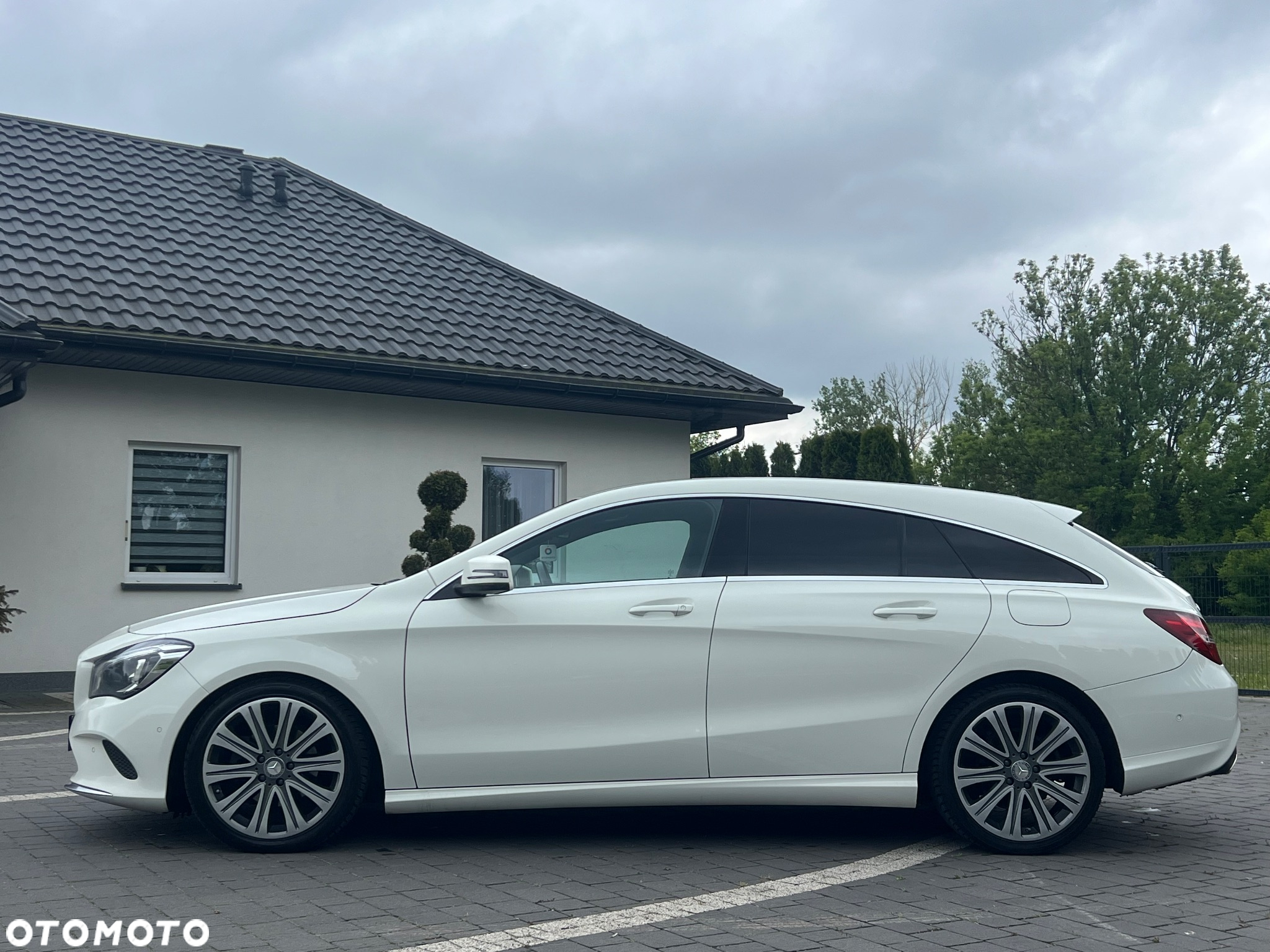 Mercedes-Benz CLA Shooting Brake 200 7G-DCT - 5